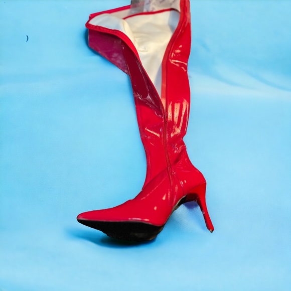 Women’s Red Thigh High Faux Patent Boots Size 8 M - Picture 6 of 12